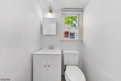 245 4TH Street Dunellen NJ 08812