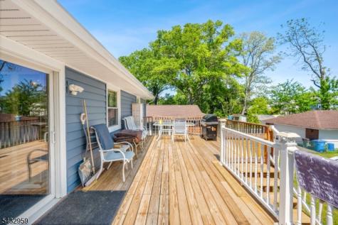 245 4TH Street Dunellen NJ 08812