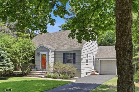 156 N Hillside Avenue Chatham NJ 07928