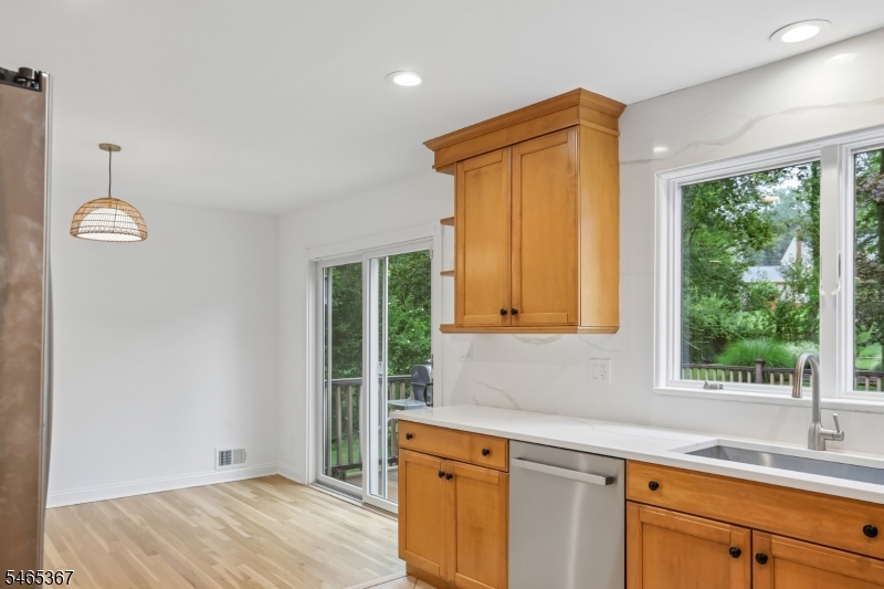 38 Billingsley Drive Livingston NJ 07039