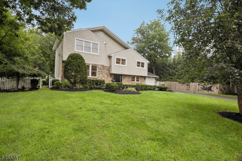 38 Billingsley Drive Livingston NJ 07039