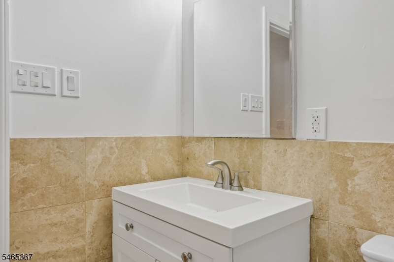 38 Billingsley Drive Livingston NJ 07039