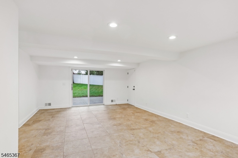 38 Billingsley Drive Livingston NJ 07039