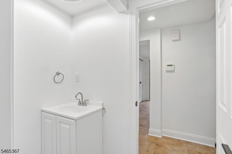 38 Billingsley Drive Livingston NJ 07039