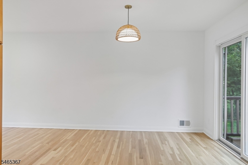 38 Billingsley Drive Livingston NJ 07039
