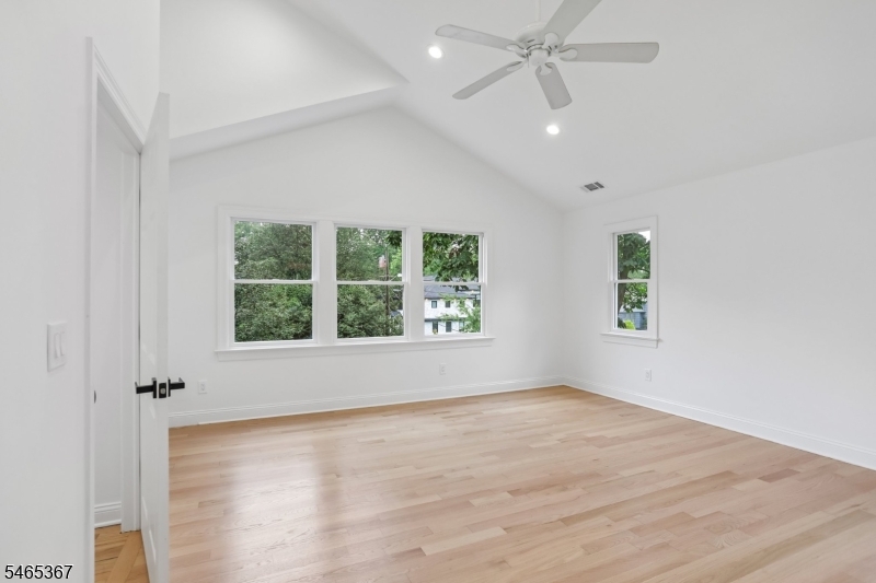 38 Billingsley Drive Livingston NJ 07039