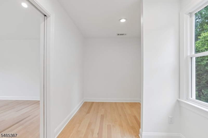 38 Billingsley Drive Livingston NJ 07039