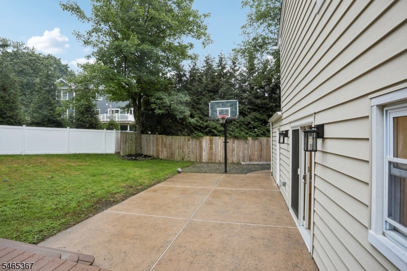 38 Billingsley Drive Livingston NJ 07039