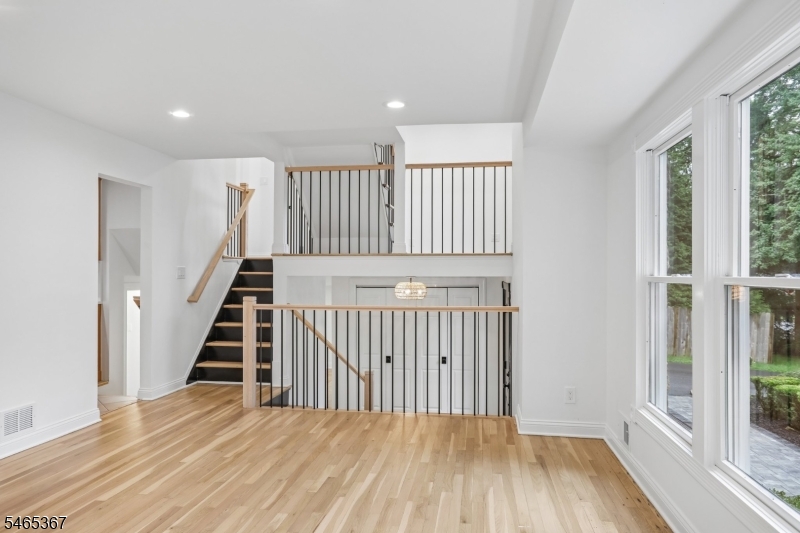 38 Billingsley Drive Livingston NJ 07039