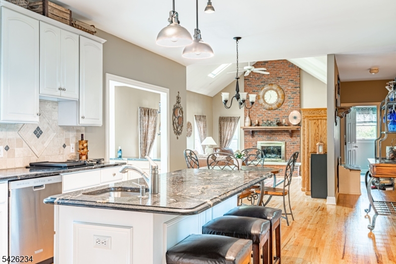 106 Stone Crossing Greenwich NJ 08886