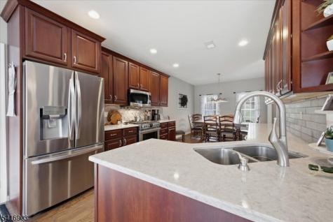 15 Ike Williams Road Hampton NJ 07860