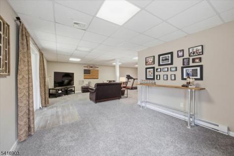 15 Ike Williams Road Hampton NJ 07860