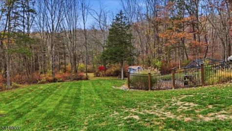 15 Ike Williams Road Hampton NJ 07860