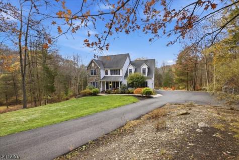 15 Ike Williams Road Hampton NJ 07860