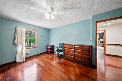 953 W 5th Street Plainfield NJ 07063
