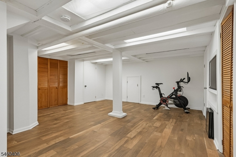 548 Hort Street Westfield NJ 07090