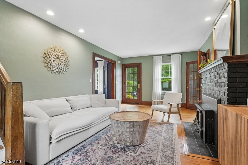 548 Hort Street Westfield NJ 07090