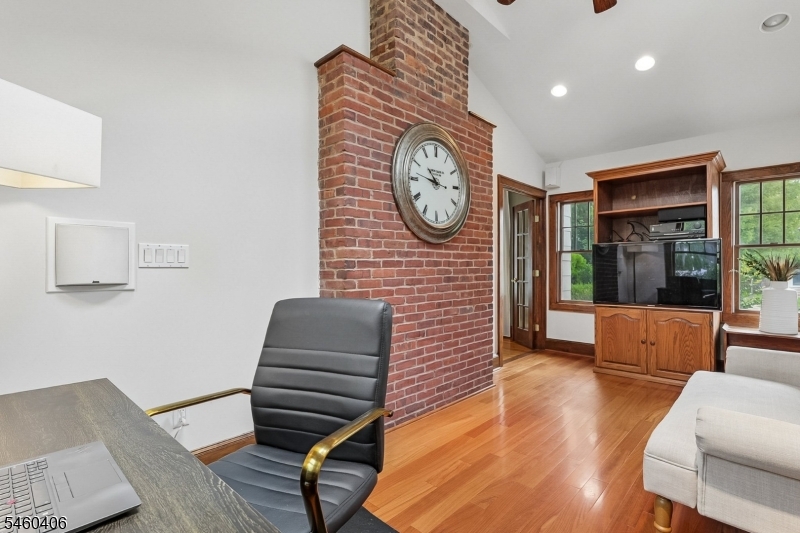548 Hort Street Westfield NJ 07090