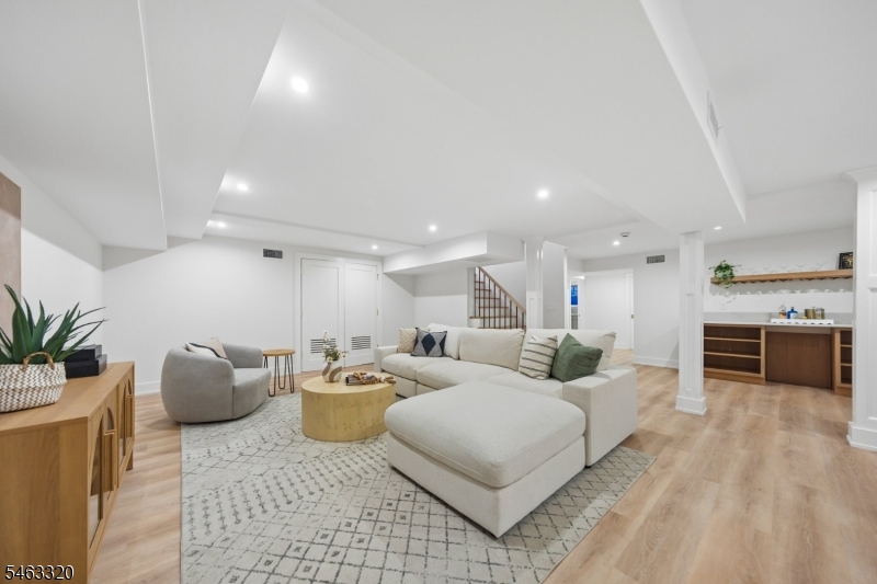 23 Prospect Terrace Montclair NJ 07042
