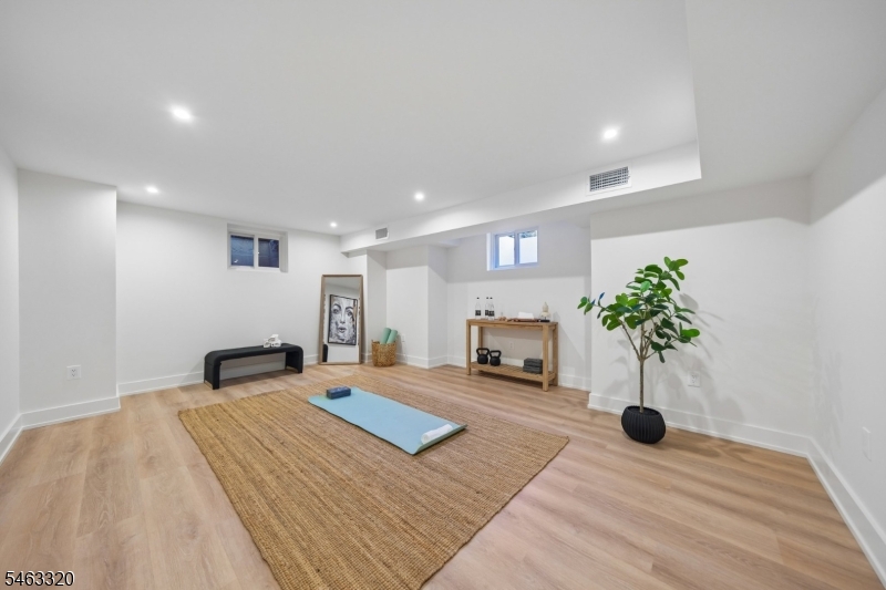 23 Prospect Terrace Montclair NJ 07042