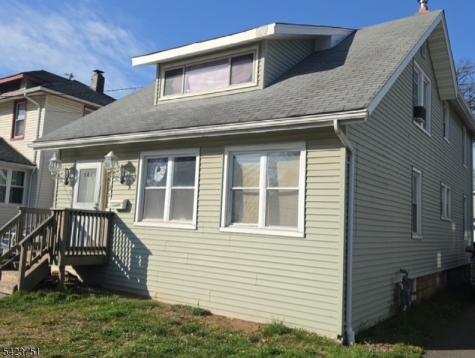 427 Robins Street Roselle NJ 07203