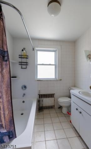 427 Robins Street Roselle NJ 07203