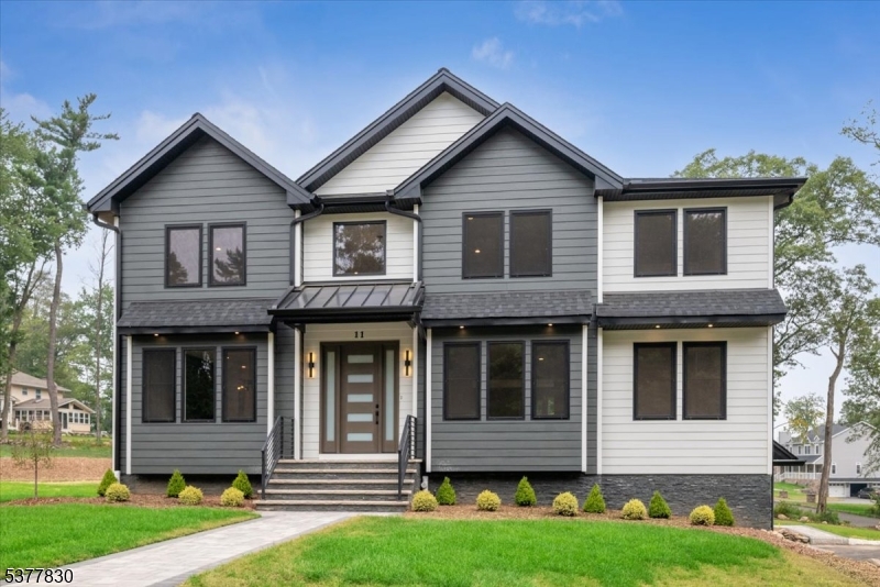 11 Eagles Nest Terrace West Milford NJ 07480