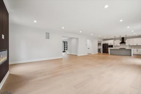 11 Eagles Nest Terrace West Milford NJ 07480