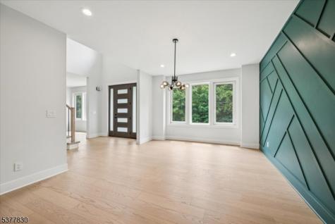 11 Eagles Nest Terrace West Milford NJ 07480