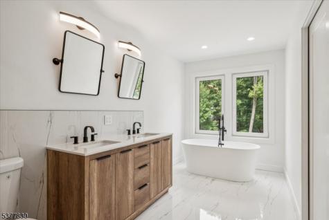 11 Eagles Nest Terrace West Milford NJ 07480