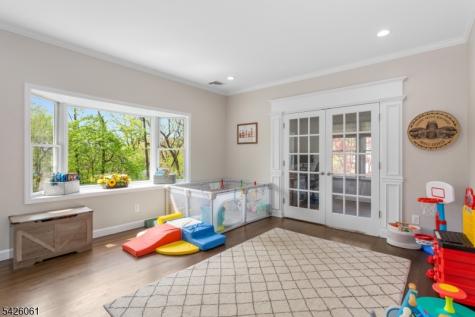 15 Malcolm Place Mahwah NJ 07430