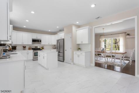 15 Malcolm Place Mahwah NJ 07430