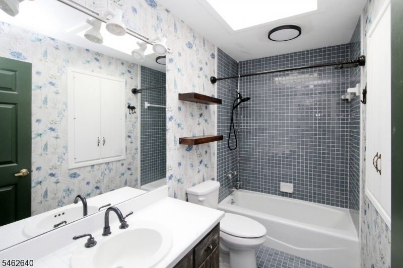 107 Mohican Road Blairstown NJ 07825