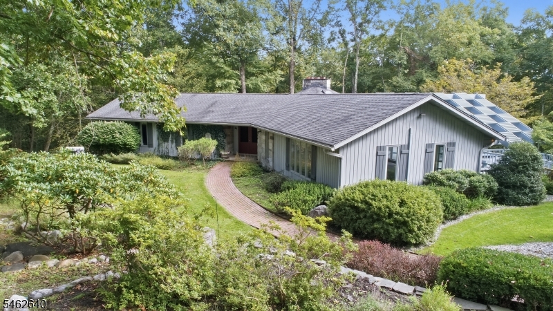 107 Mohican Road Blairstown NJ 07825