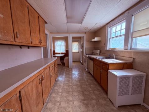 52 Looker Street Hillside NJ 07205