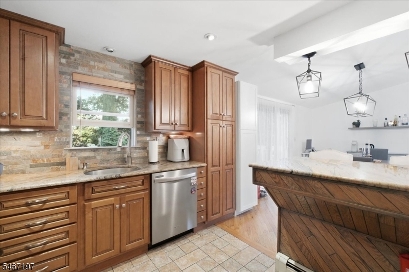 6 Saturn Court Vernon NJ 07422