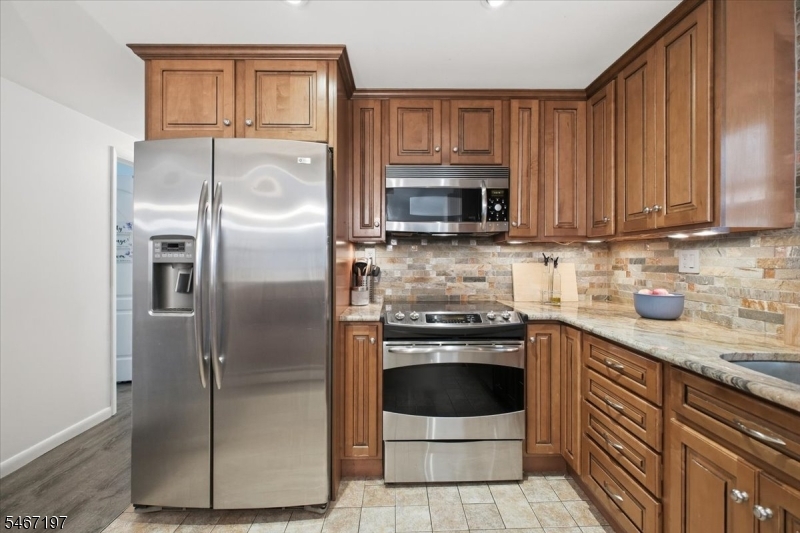 6 Saturn Court Vernon NJ 07422