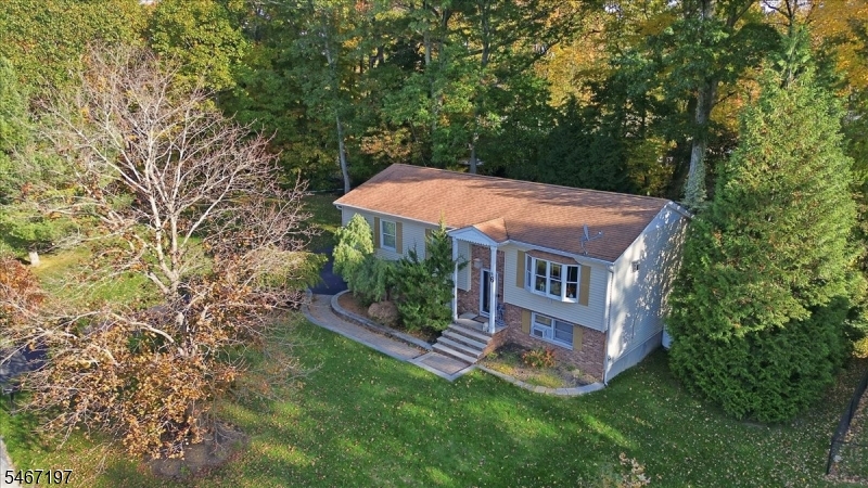 6 Saturn Court Vernon NJ 07422