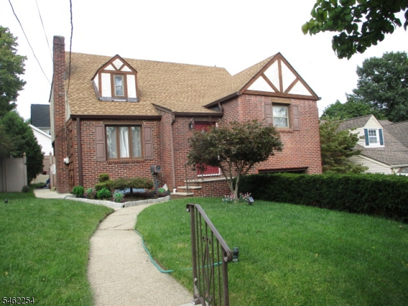 32 Newman Avenue Nutley NJ 07110