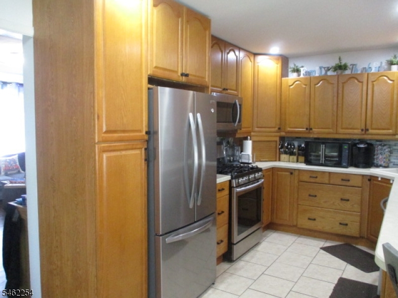 32 Newman Avenue Nutley NJ 07110