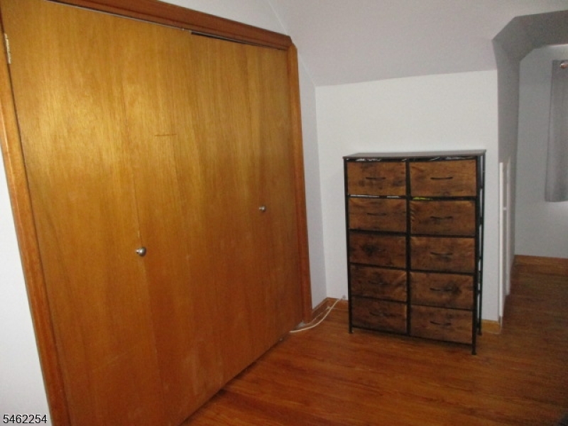 32 Newman Avenue Nutley NJ 07110