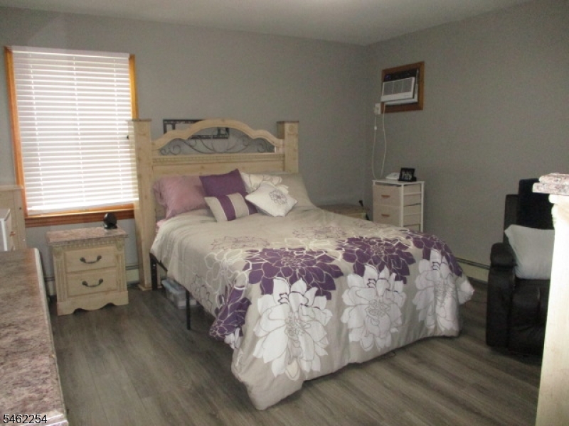 32 Newman Avenue Nutley NJ 07110