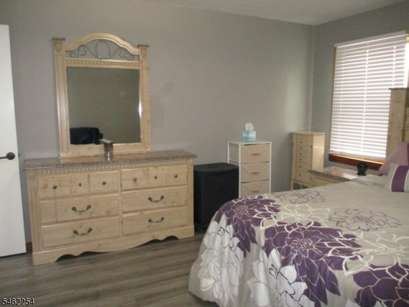 32 Newman Avenue Nutley NJ 07110