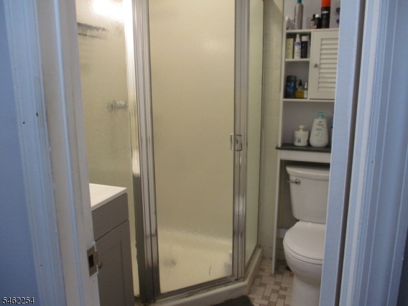 32 Newman Avenue Nutley NJ 07110