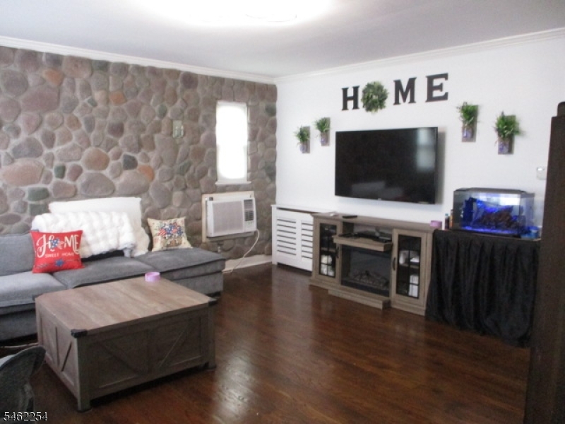 32 Newman Avenue Nutley NJ 07110