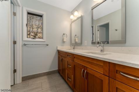 828 Star View Way Bridgewater NJ 08807