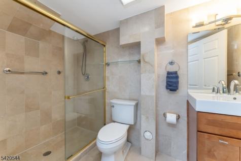 828 Star View Way Bridgewater NJ 08807