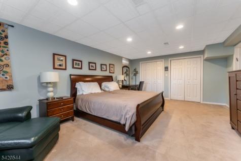 828 Star View Way Bridgewater NJ 08807