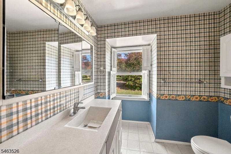 381 Drakestown Road Washington NJ 07853