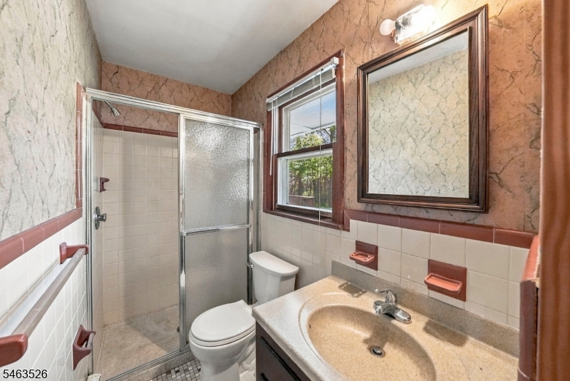 381 Drakestown Road Washington NJ 07853
